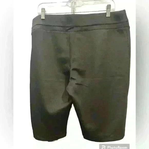 NWOT ZX Sport Athletic Bermuda short size XL perfect condition - Picture 2 of 3